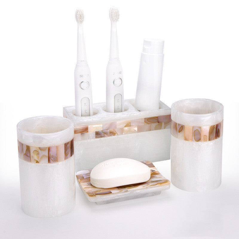 Light Luxury Bathroom Decoration Set
