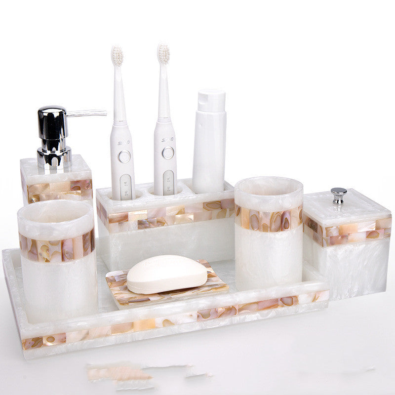 Light Luxury Bathroom Decoration Set