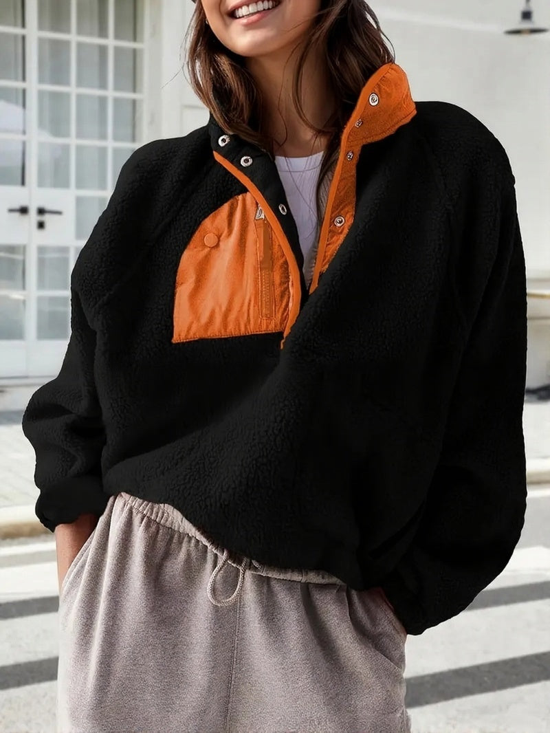 Fashionable fleece sweatshirt