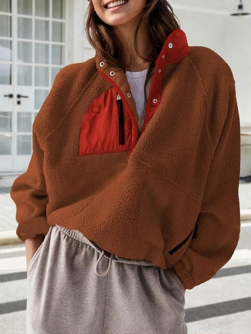 Fashionable fleece sweatshirt