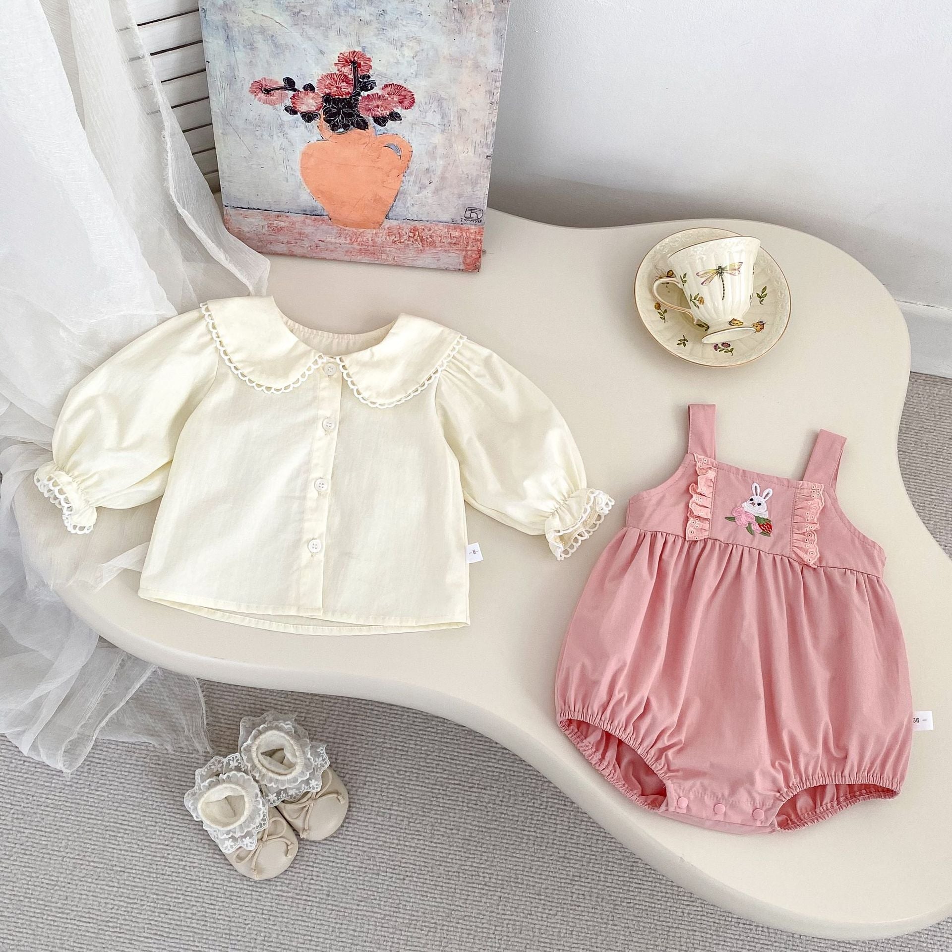 Arrival Spring Girls Long Sleeves Lace-trim Turn-down Collar Top Shirt and Sleeveless Onesies Clothing Set